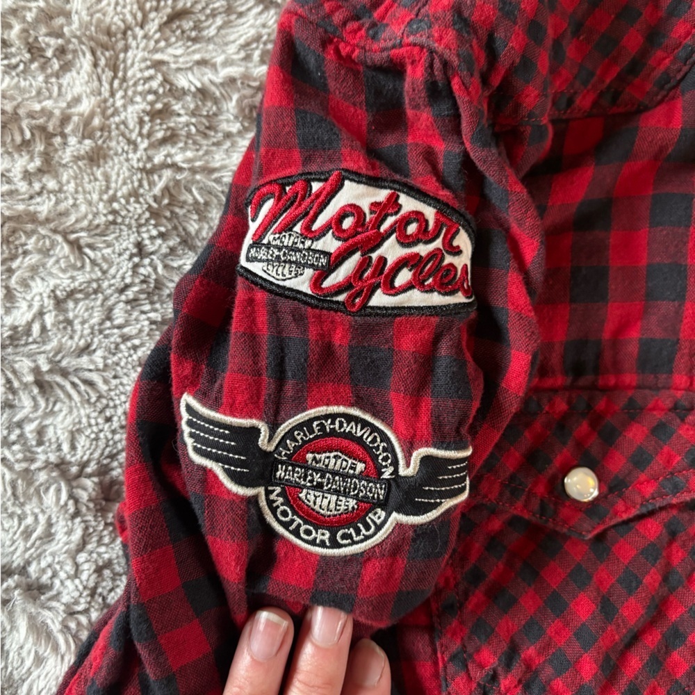 Harley Davidson Women’s Plaid Button Down Shirt L Red Black Patch Logo 2012 - Picture 12 of 14